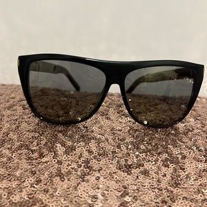 SAINT LAURENT SL1 002 - “kardashian" sunglasses